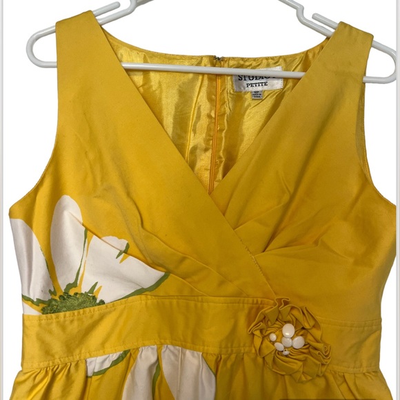 Studio I Yellow Sleeveless V-Neck Daisy A-Line Mid length Dress Sz12P Cotton - Picture 9 of 14